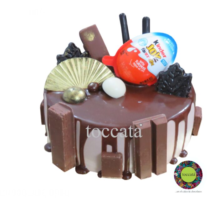 KINDER JOY CAKE